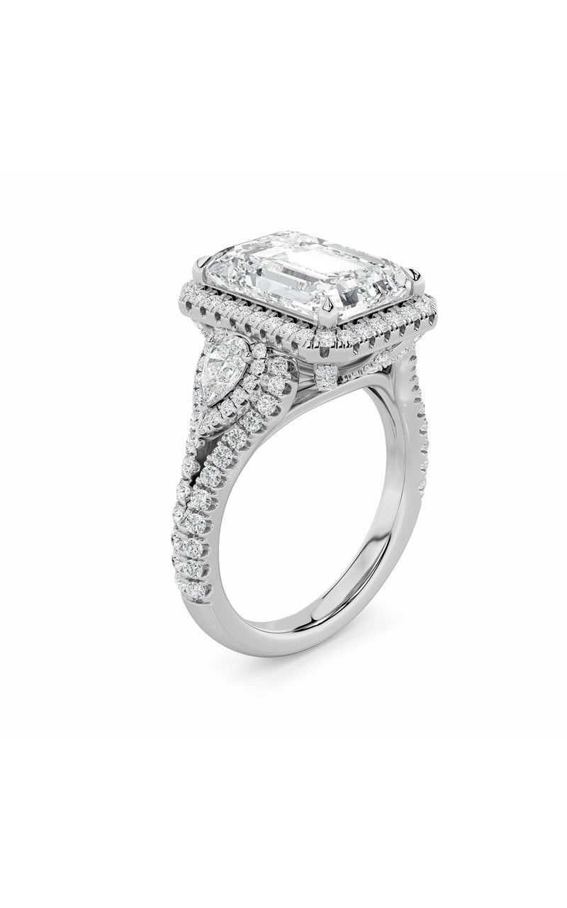 Vs) bold accented statement engagement ring in 14k gold