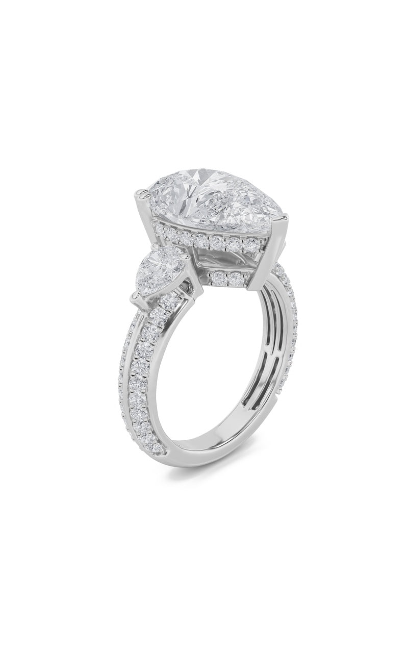 Vs) bold statement accented ring in 14k gold