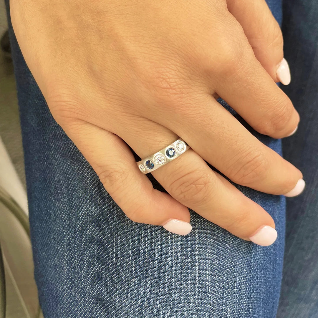Cyan Sapphire & Diamond Ring