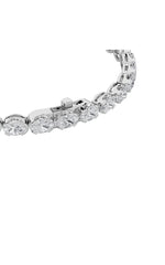 Load image into Gallery viewer, 11CTW Oval Shaped Lab Grown Diamond (F/VS) Bracelet in 14K Gold
