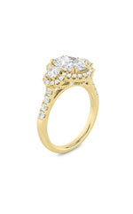 Load image into Gallery viewer, 3CTW Oval Shaped Lab Grown Diamond (F/VS) Three Stone Accented Ring in 14K Gold

