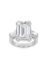 Load image into Gallery viewer, 9CTW Emerald Shaped Lab Grown Diamond (F/VS) Bold Statement Accented Ring in 14K Gold
