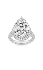 Load image into Gallery viewer, 6CTW Pear Shaped Lab Grown Diamond (F/VS) Bold Statement Accented  Ring in 14K Gold
