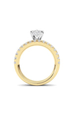 Load image into Gallery viewer, 2CTW Oval Shaped Lab Grown Diamond (F/VS) Classic Accented  Set With Band and Engagement Ring in 14K Gold
