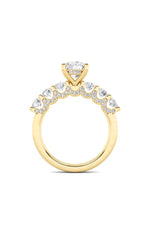 Load image into Gallery viewer, 2.5CTW Round Shaped Lab Grown Diamond (F/VS) Accented Double Halo Set of Band and  Ring in 14K Gold

