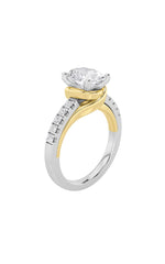 Load image into Gallery viewer, 2CTW Oval Shaped Lab Grown Diamond (F/VS) Solitaire Engagement Ring in 14K Gold
