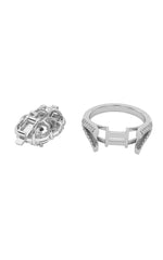 Load image into Gallery viewer, 3.75CTW Oval Shaped Lab Grown Diamond (G/VS)  Ring in 14K Gold
