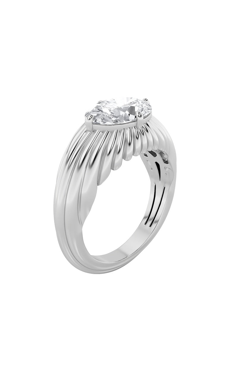 Vs) fancy solitaire ring in 14k gold