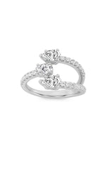 Load image into Gallery viewer, 1CTW Oval Shaped Lab Grown Diamond (F/VS) Three Stone Fashion Ring in 14K Gold
