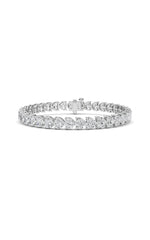 Load image into Gallery viewer, 18CTW Heart Lab Grown Diamond (F/VS ) Bracelet Bracelet in 14K Gold
