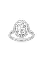 Load image into Gallery viewer, 2.5CTW Oval Shaped Lab Grown Diamond (F/VS) Classic Halo Accented Engagement Ring in 14K Gold
