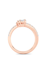 Load image into Gallery viewer, 1CTW Oval Shaped Lab Grown Diamond (F/VS) Three Stone Fashion Ring in 14K Gold
