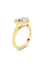 Load image into Gallery viewer, Heart Lab Grown Diamond (F/VS ) Ring in 14K Gold
